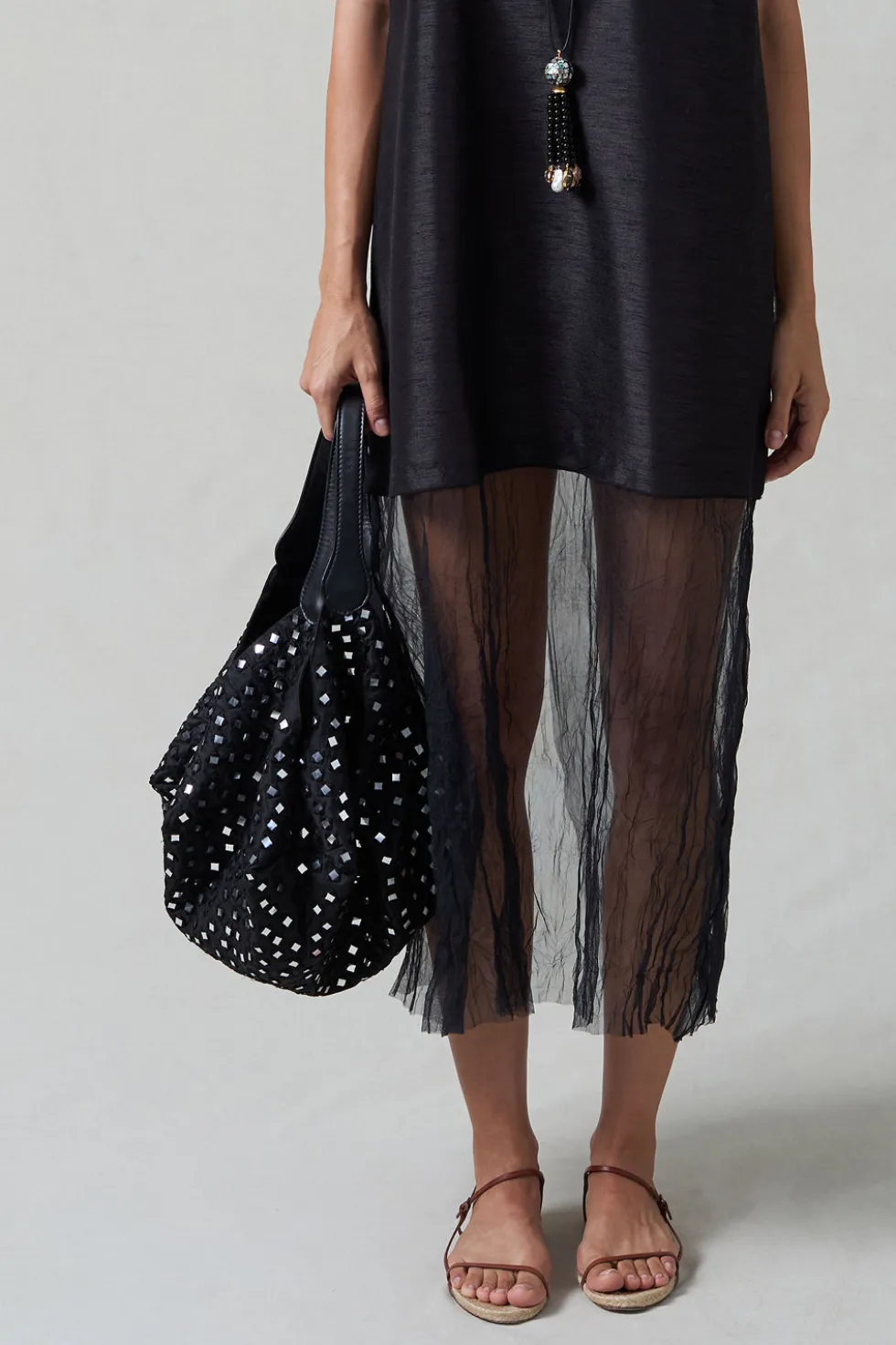 Mirror Lantern Bag Black
