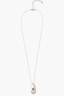 Oasis Necklace White Pearl